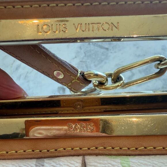 Louis Vuitton Judy Murakami Multicolor Monogram leather Bag - Picture 14 of 15